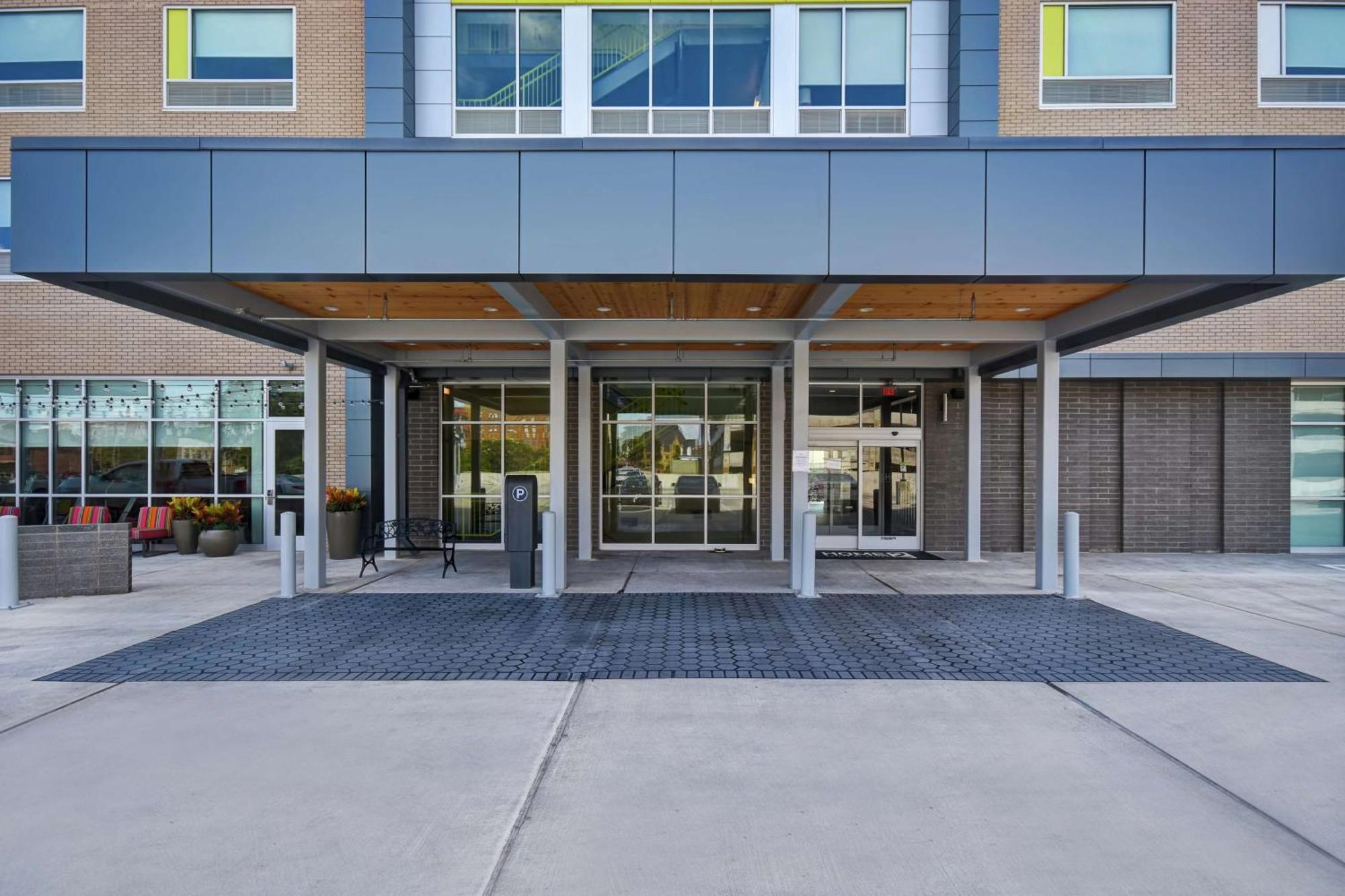 Home2 Suites By Hilton Columbus Downtown Екстериор снимка