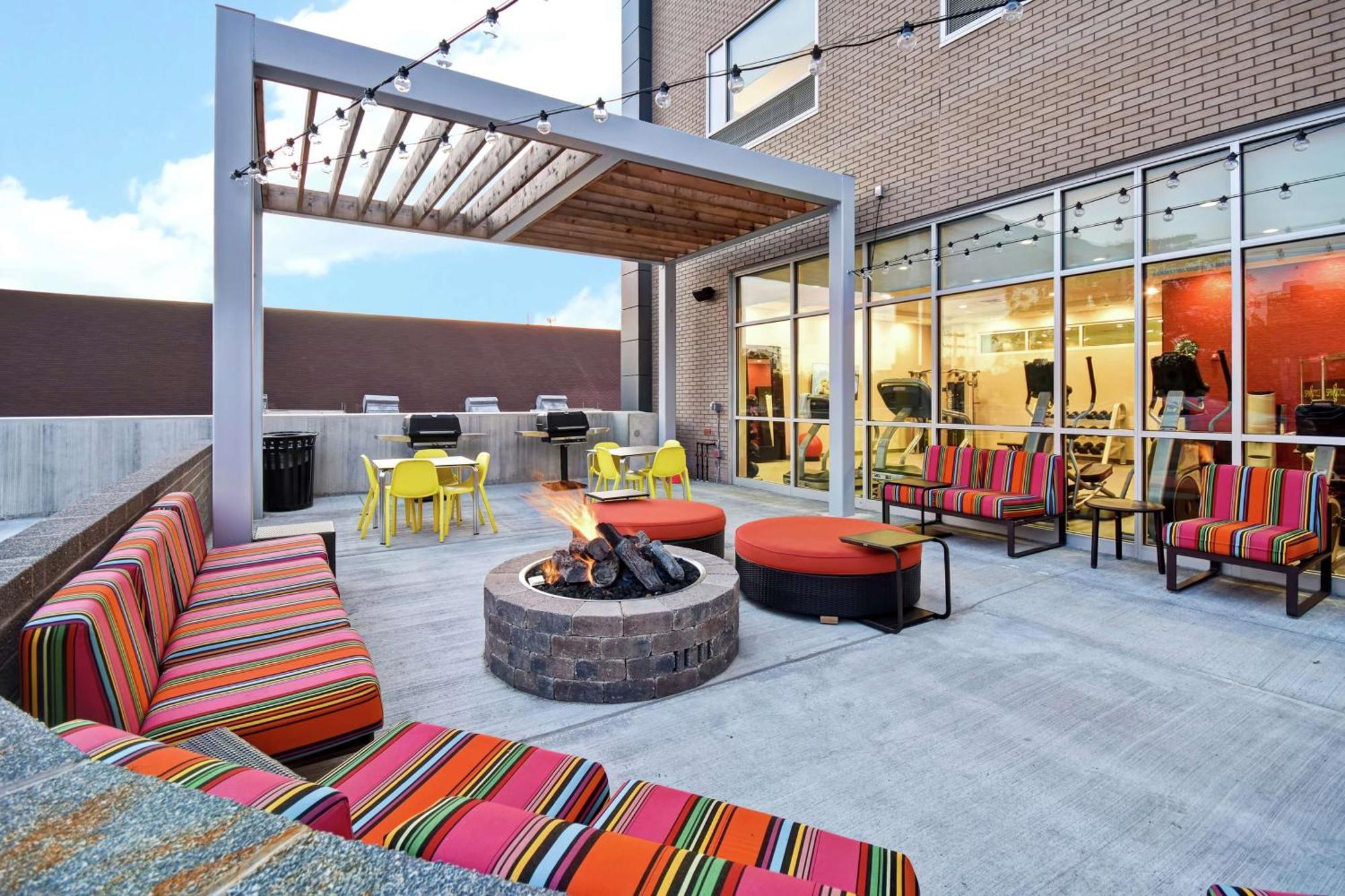 Home2 Suites By Hilton Columbus Downtown Екстериор снимка